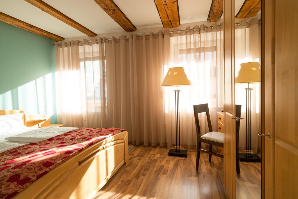 Wellnesshotel & Restaurant Hexenschopf โลฟฟิงเกน ภายนอก รูปภาพ